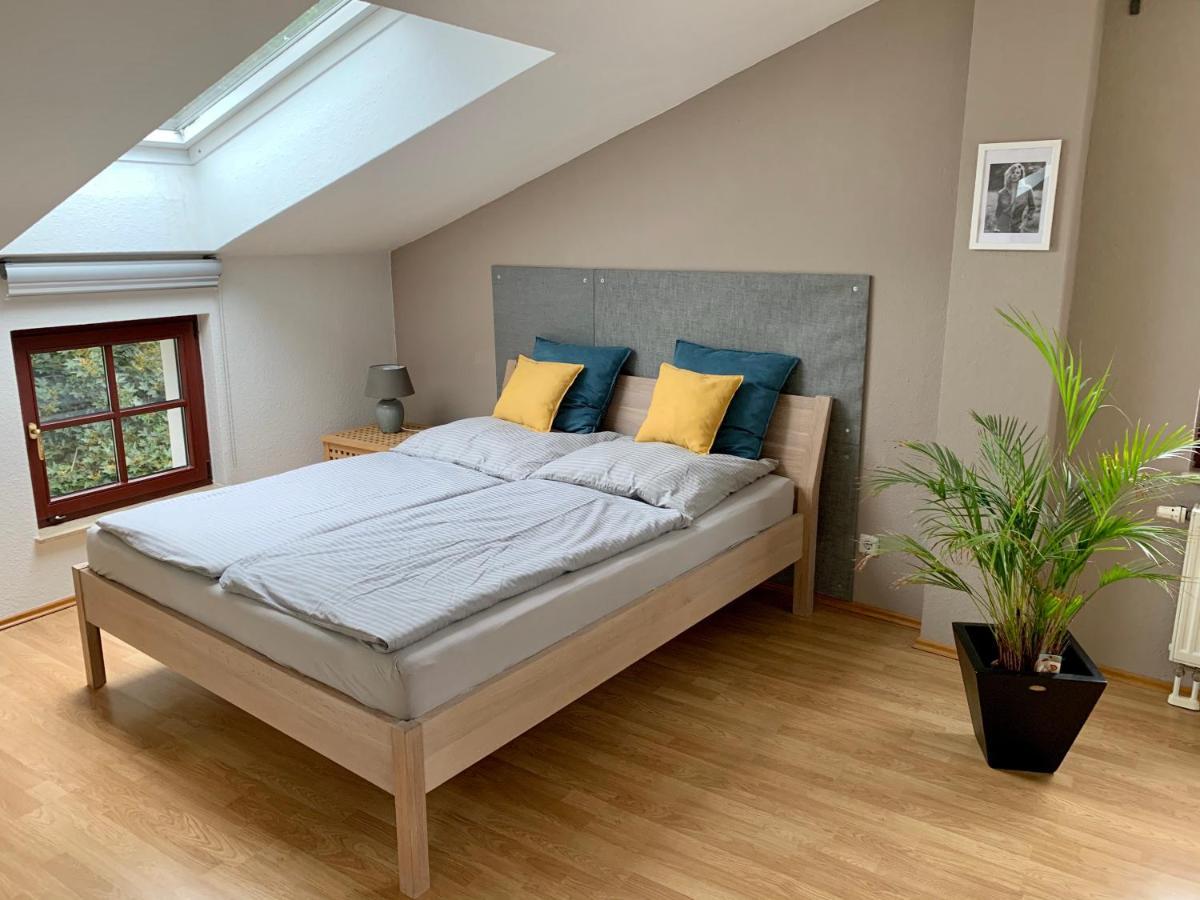 Charmante Dachgeschoss Wohnung 莱比锡 外观 照片